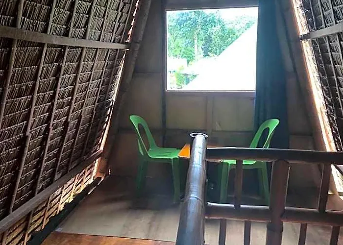 Nirvana Hotel Moalboal